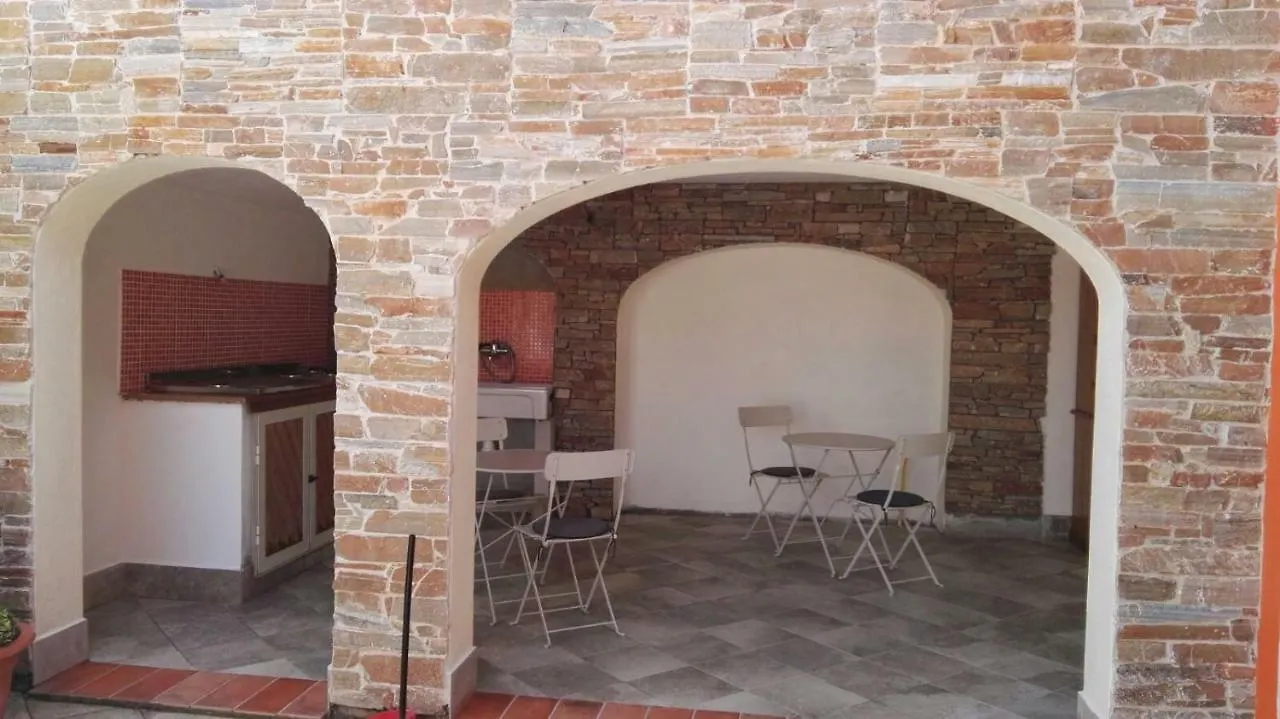 Residenza Vacanze Ξενοδοχείο Tanaunella 0*,  Ιταλία